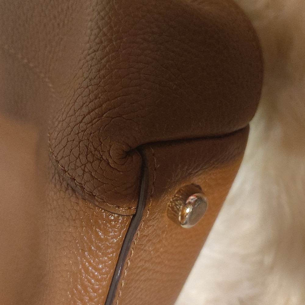 Authentic Coach Handbag - Picture 6 of 8